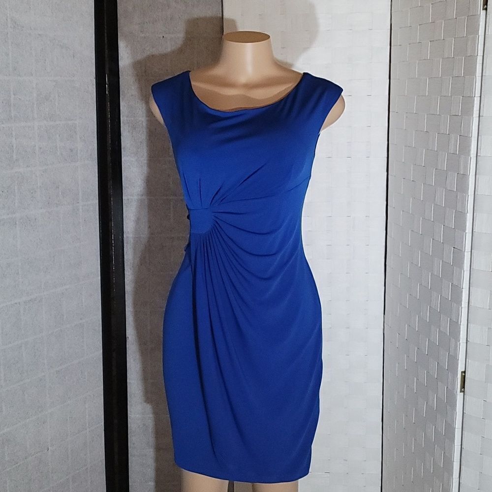 DRESS BARN SLEEVELESS RUCHED DETAILS ROUND NECKLINE SHEATH DRESS - Picture 2 of 14